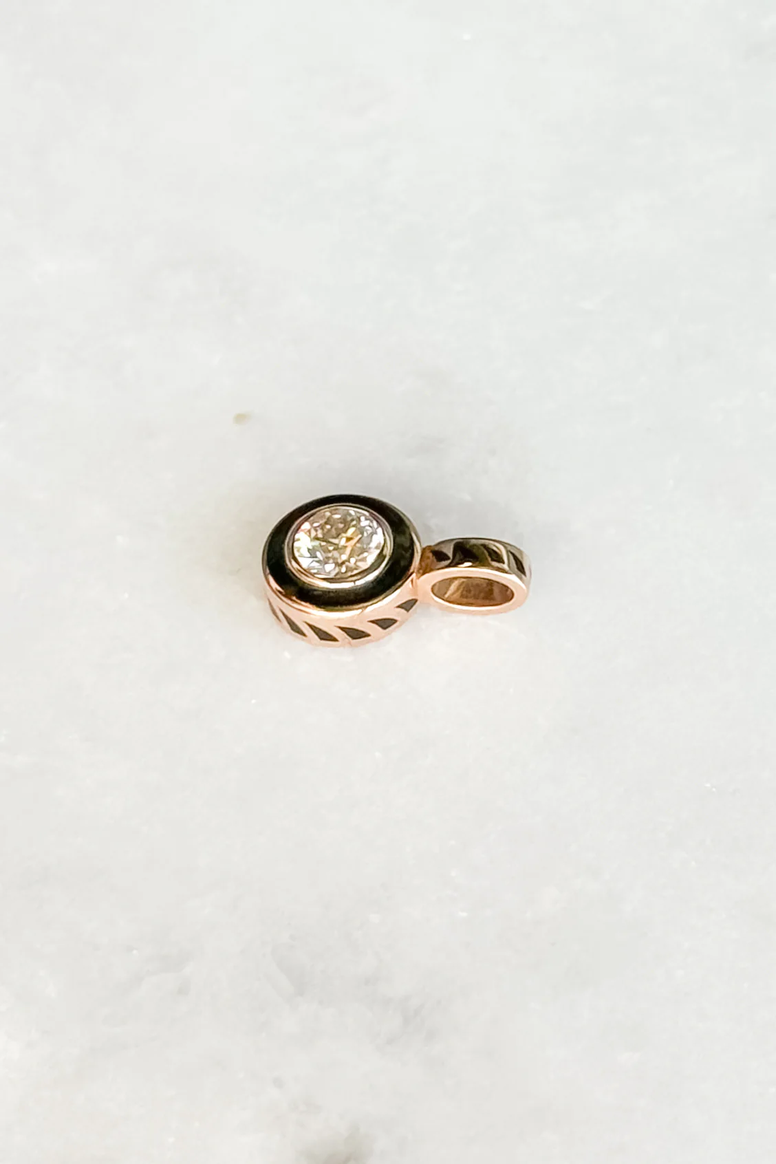 .55 Carat Round Diamond Pendant - Image 5