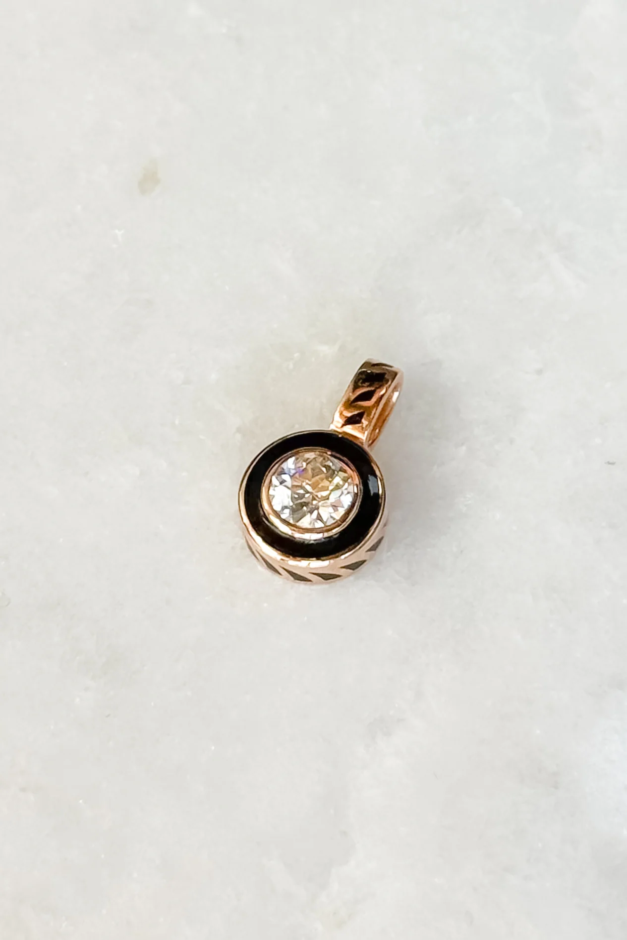 .64 Carat Round Diamond Pendant - Image 4