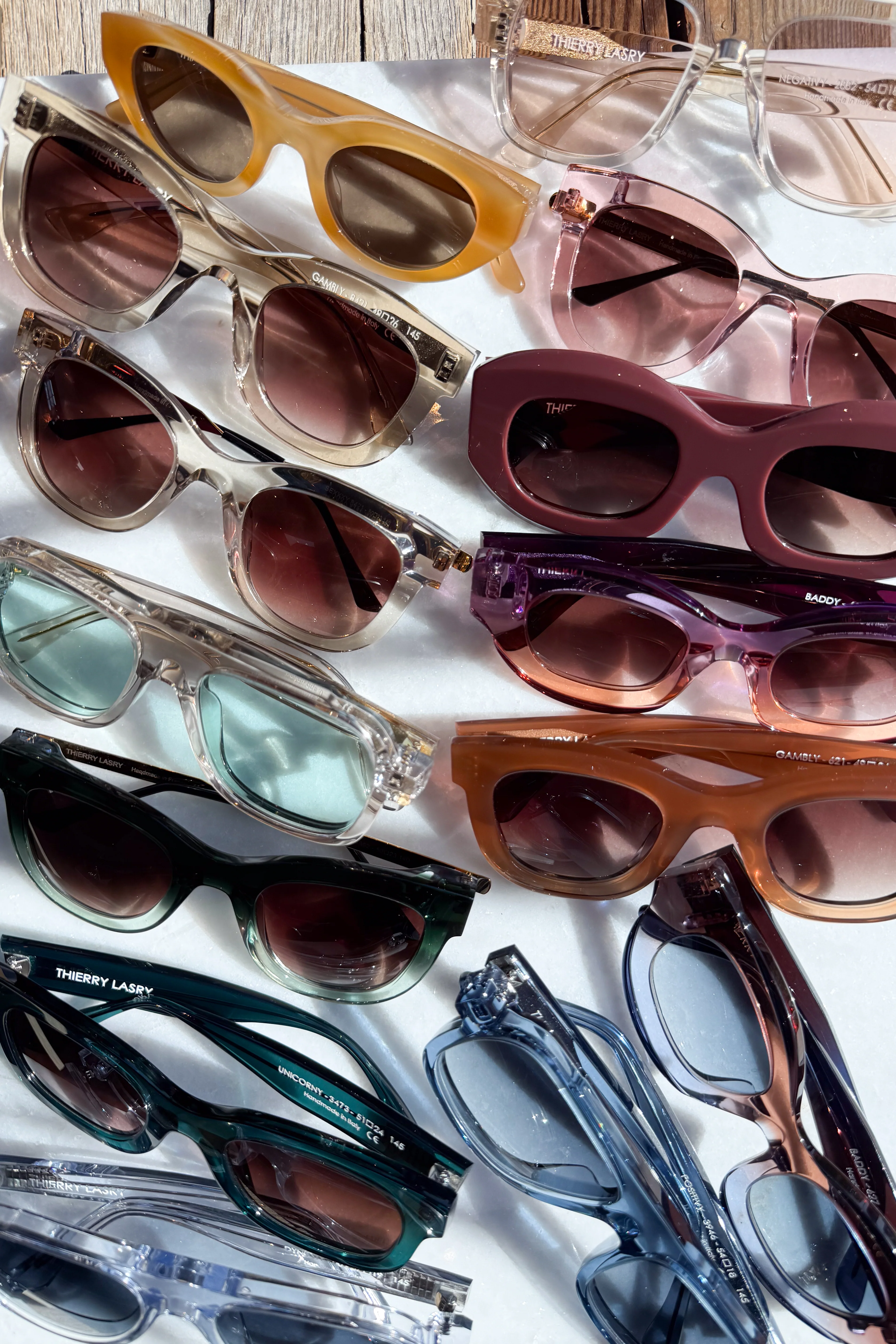 Baddy Sunset Sunglasses - Image 12