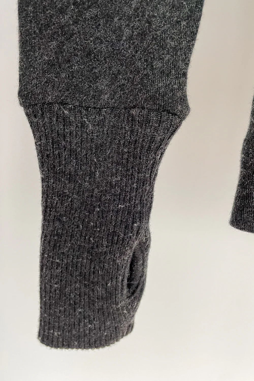 Cashmere Cuffed Crewneck - Image 10