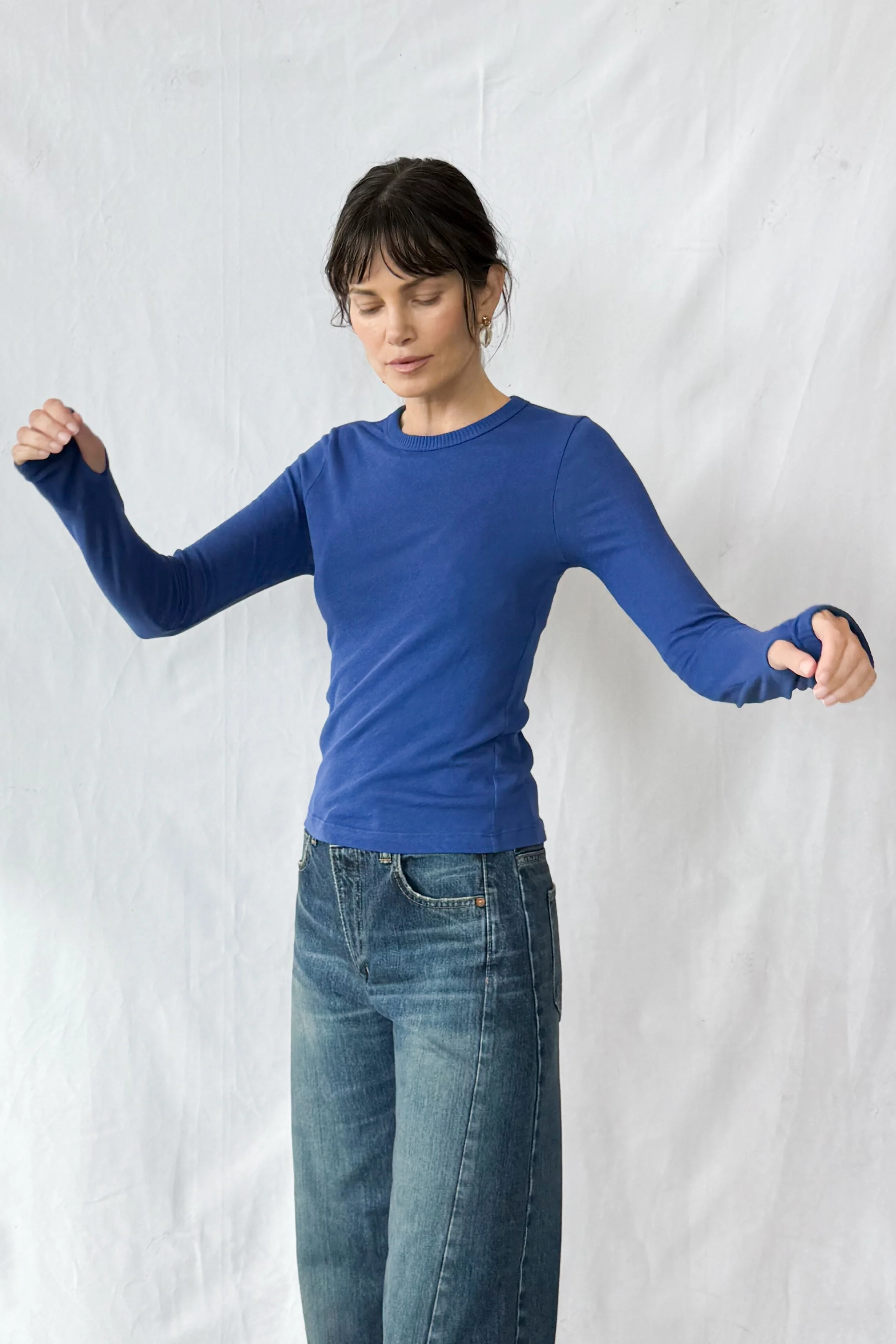 Cashmere New Classic Crewneck - Image 3