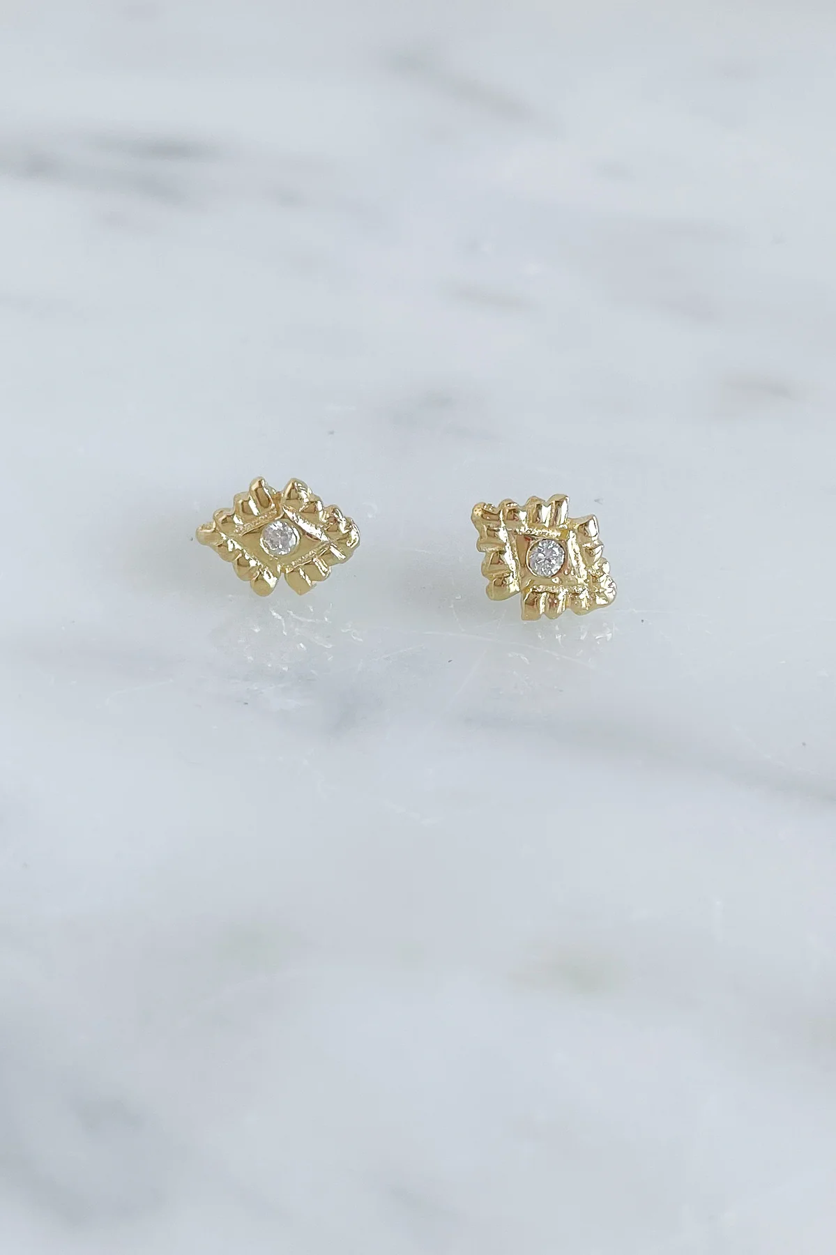 Diamond Light Stud
