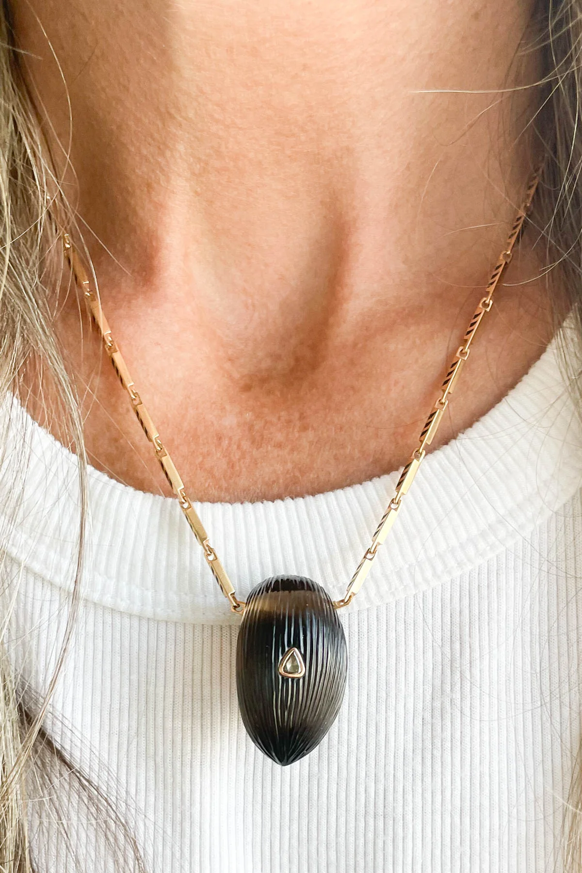 Grande Smokey Quartz Coquito with Diamond Bead - Image 6