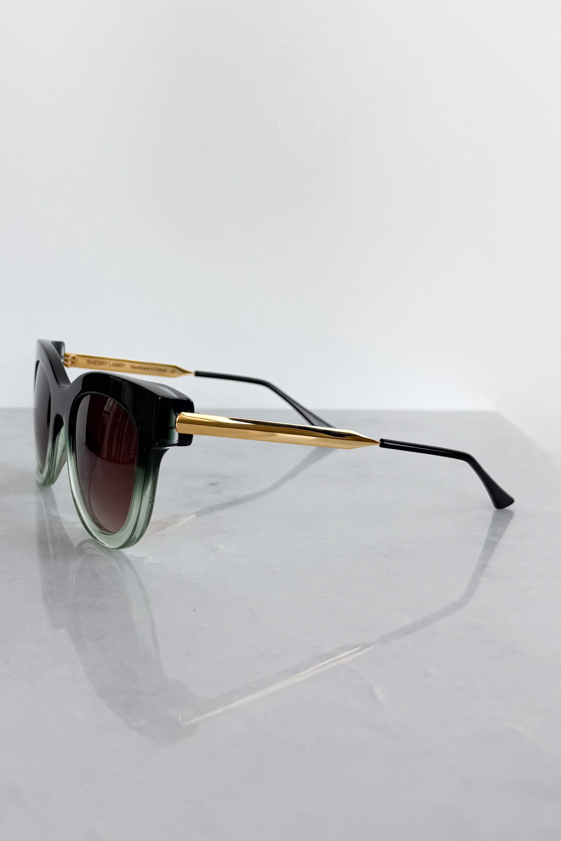 Sexxxy Gradient Green Sunglasses - Image 5