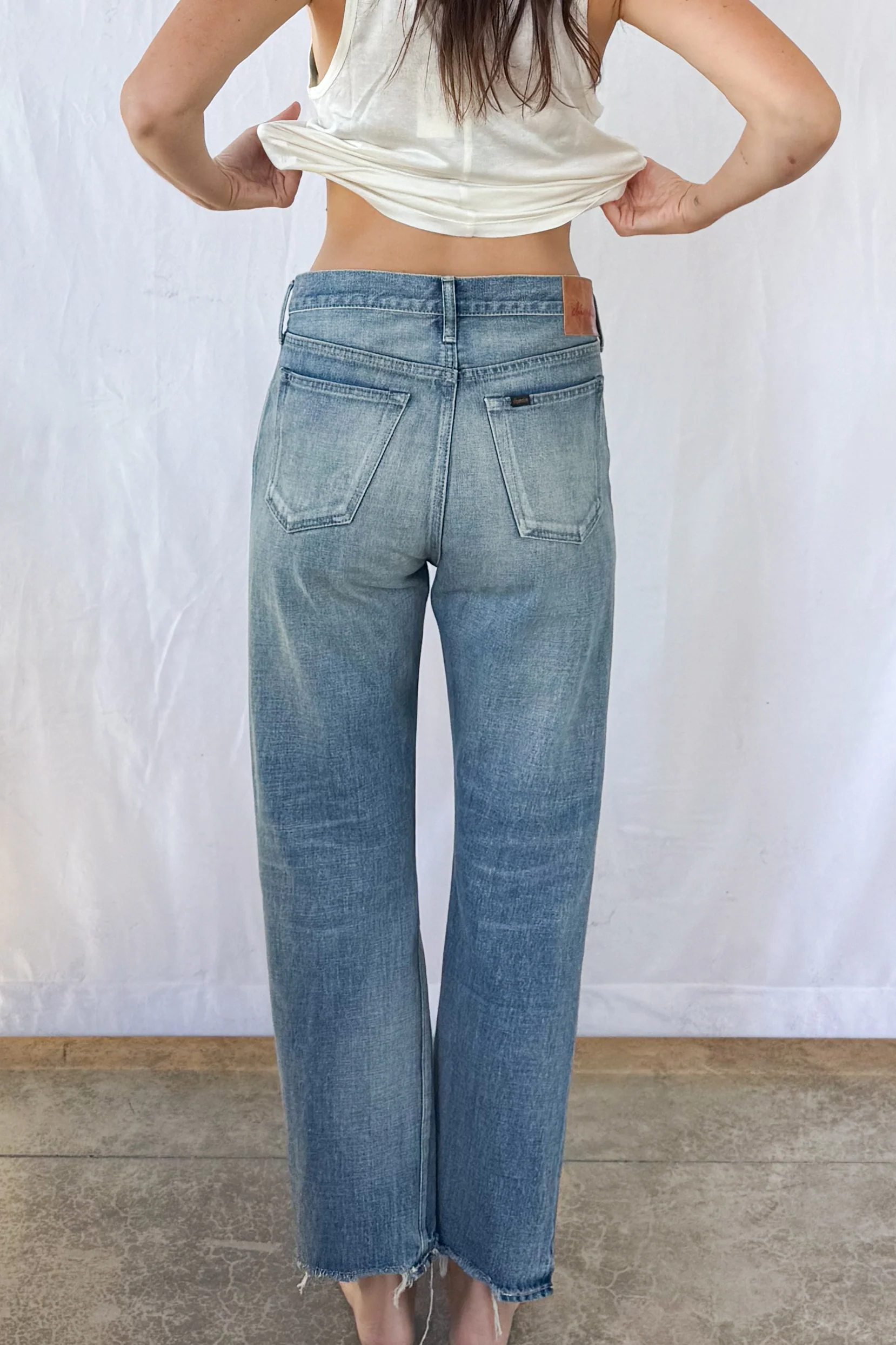 Used Ankle Cut Jean - Image 3