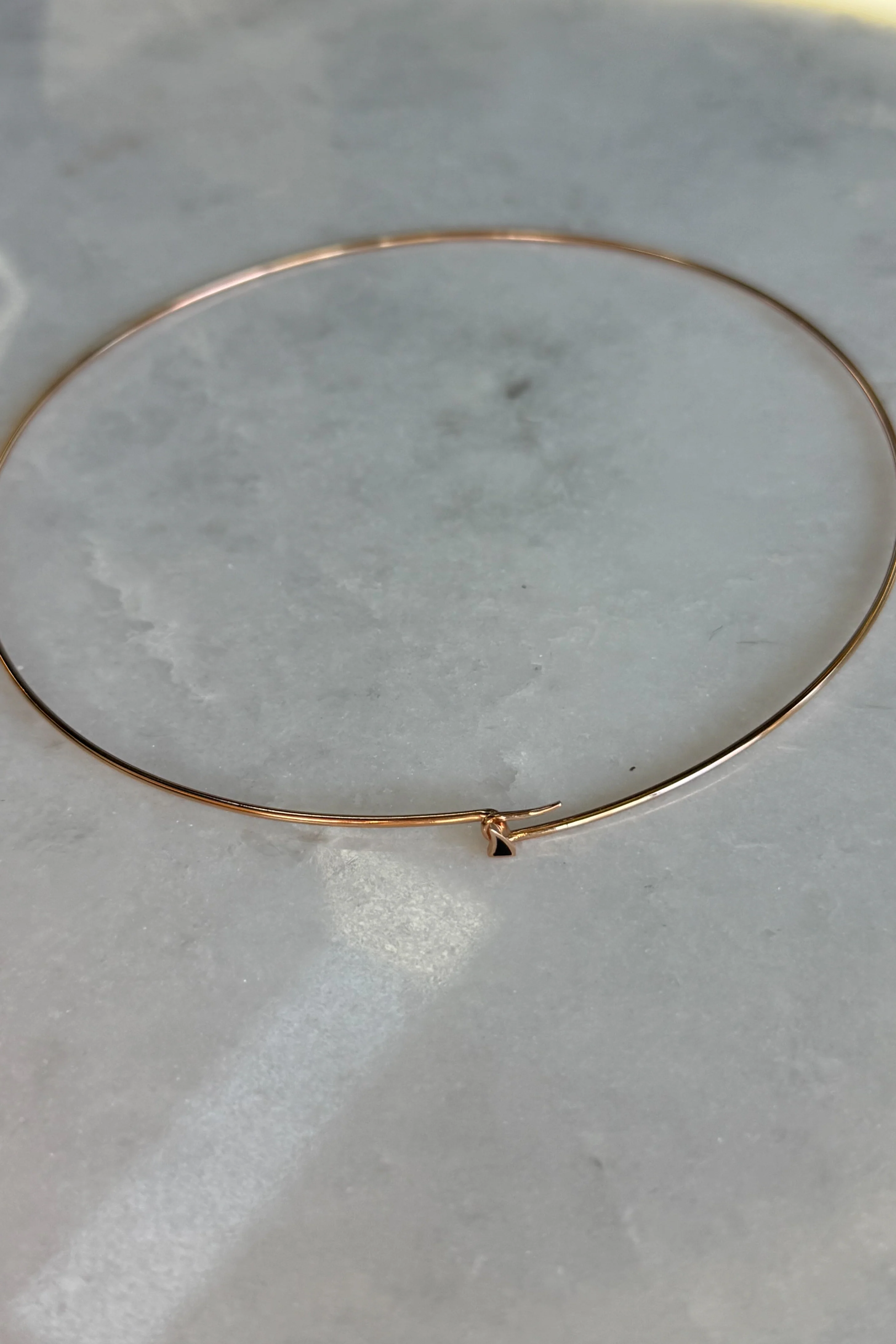 Wave Gold Wire Necklace - Image 7