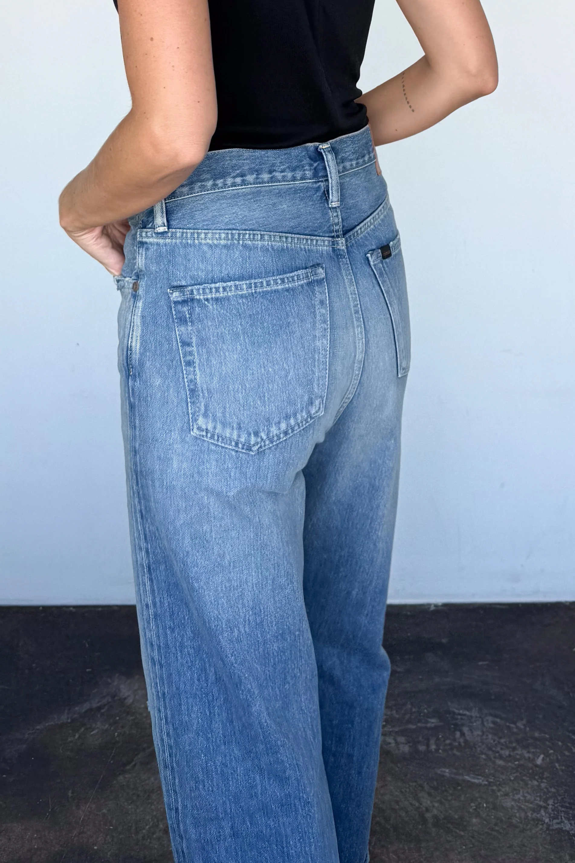 Wide Tapered Cut Jean - Image 7